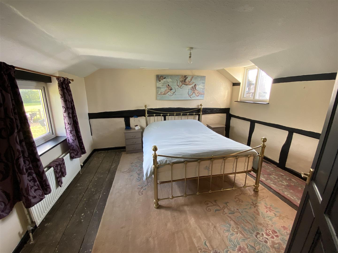 ANOTHER ROOM ASPECT